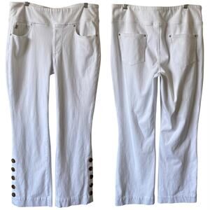 BELLE BY KIM GRAVEL FLEXIBELLE Flare Jean with Horn Buttons White Size 16